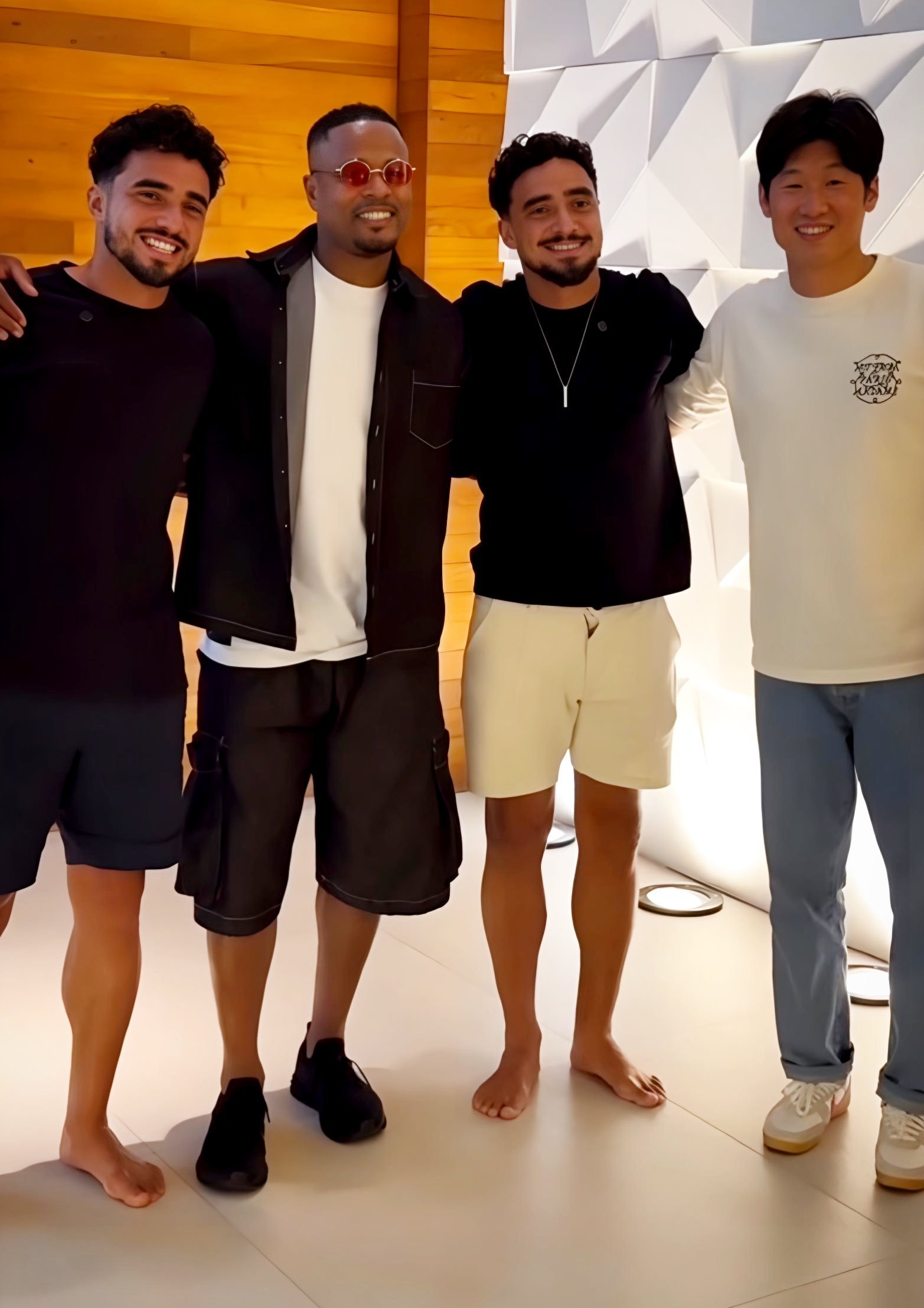 埃弗拉，朴智星和法比奥以及拉斐尔重聚曼联