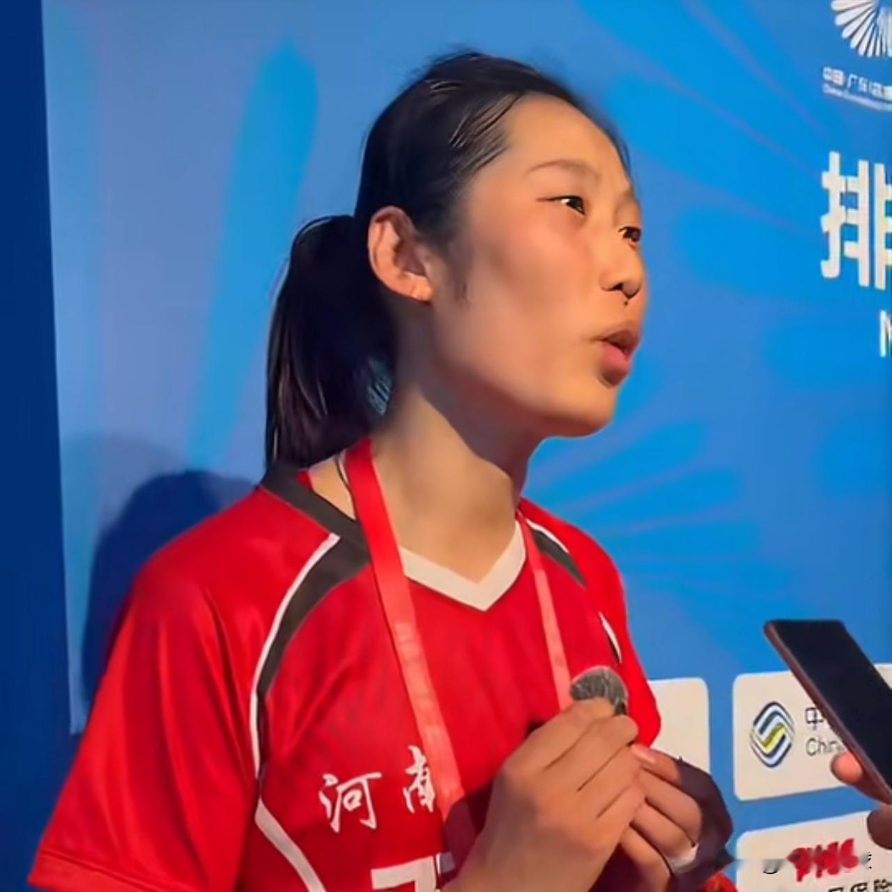 朱婷3 连胜赛后采访：体面都给了教练队友，情商没得说！

朱婷说：三连胜有点惊喜