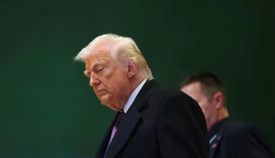 特朗普连发两道警告，加拿大措辞变了，中方掷地有声