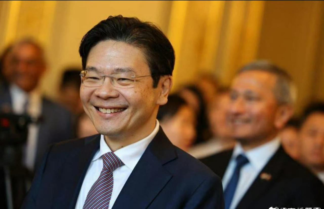 新加坡总理称，现在美国不愿管事了，世界进入多极格局。旧规不适用，新规未确立，全球