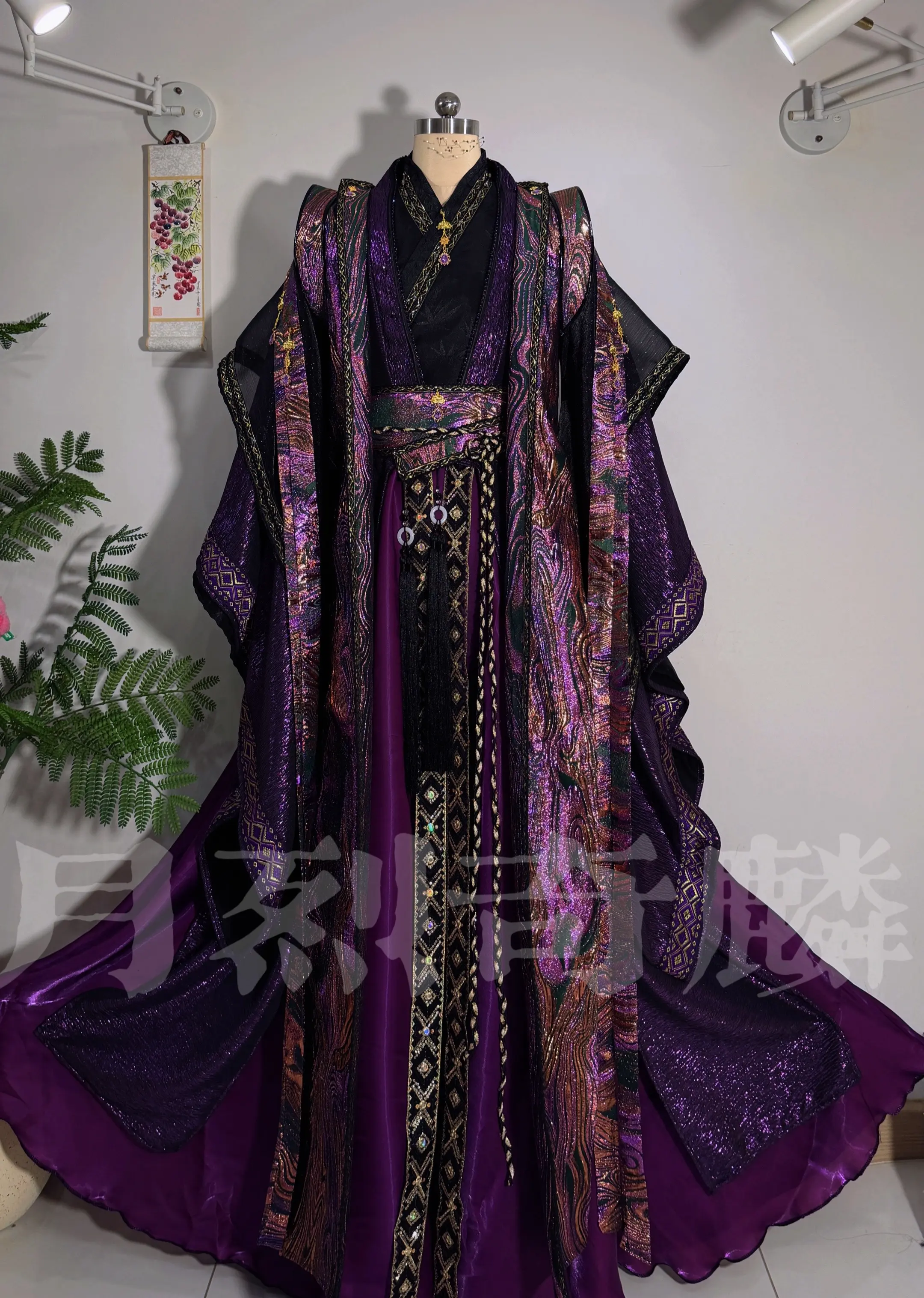 魔道 | 衍生 | 江澄cos服宗主装。可万用