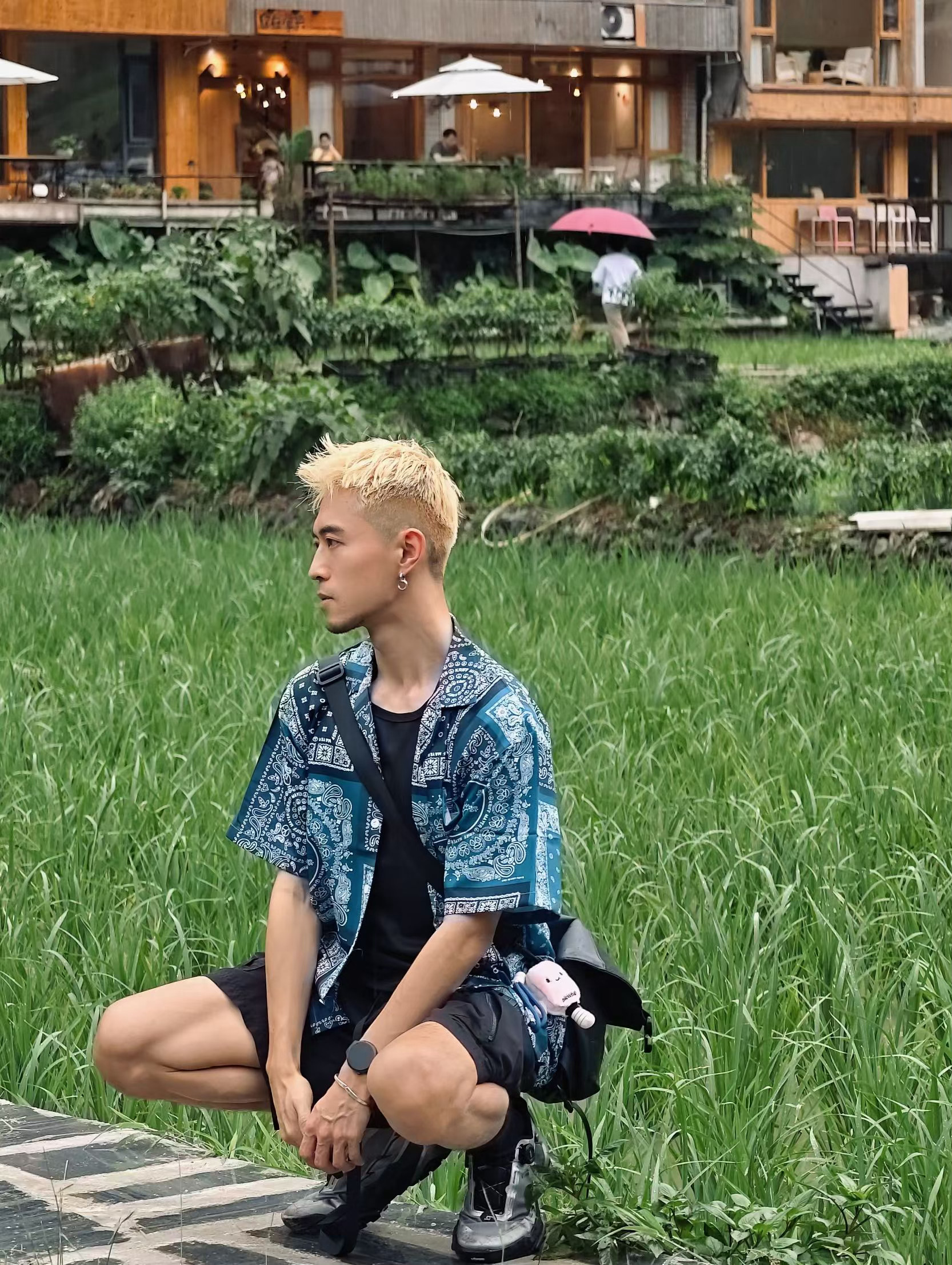 努力的人，终会迎来属于自己的高光时刻；坚持的人，终会实现心中的梦想。 