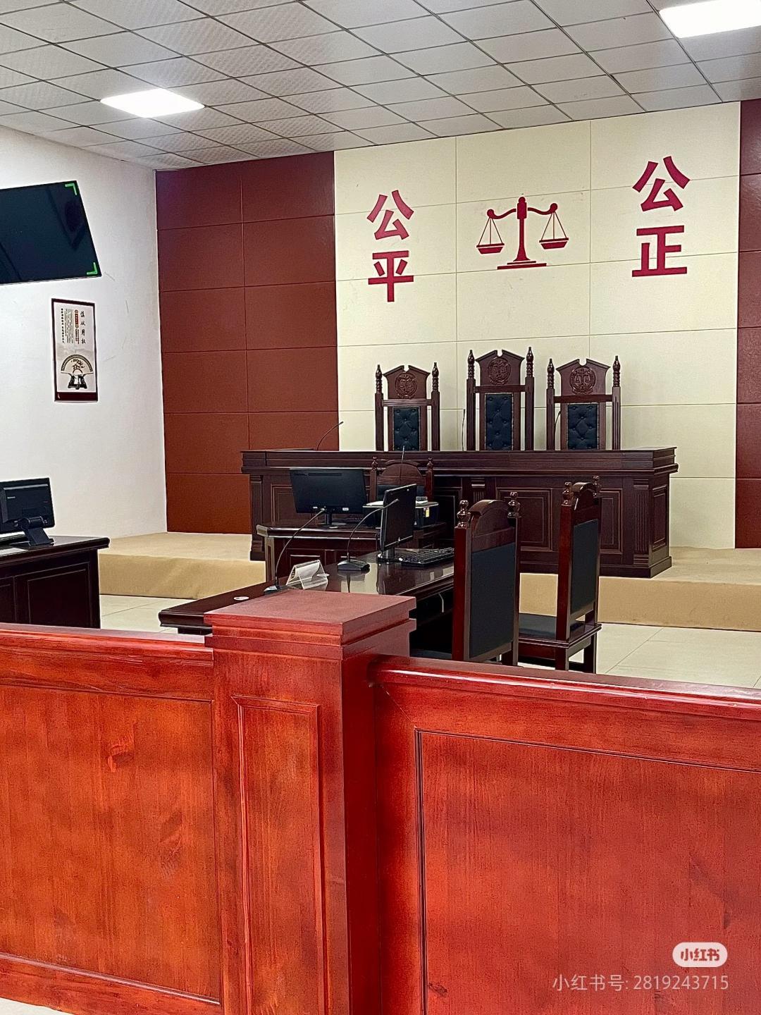 警方捣毁大型卖淫集团 120人落网并查获大量涉案物品
 
近日，警方成功捣毁一个