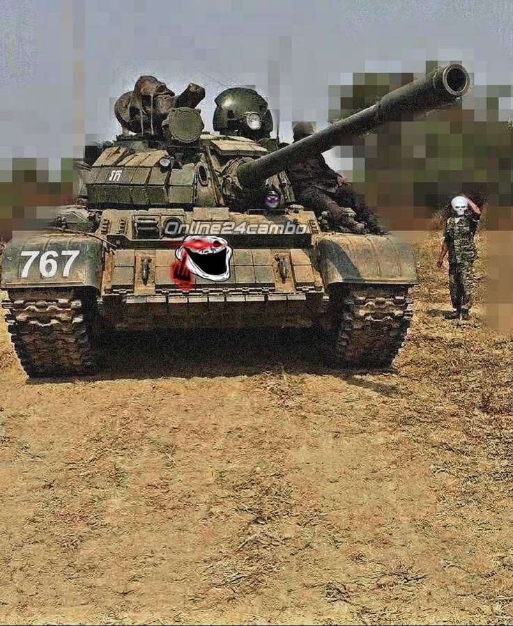 柬埔寨的未知版本T-55改进型，【图1至图5】从炮管抽烟装置位置来看并非近期中国