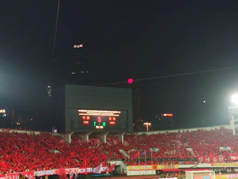 2025年成都国际乒联混合团体世界杯第二个比赛日太精彩了！12月1日晚，中国队以