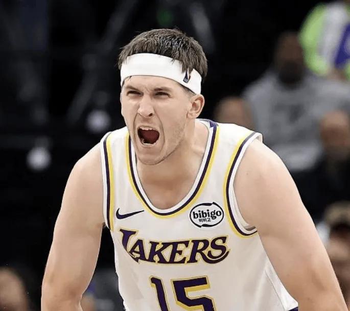 Pincus：里夫斯今夏预计争取3000万至4130万美元年薪
04月10日讯 