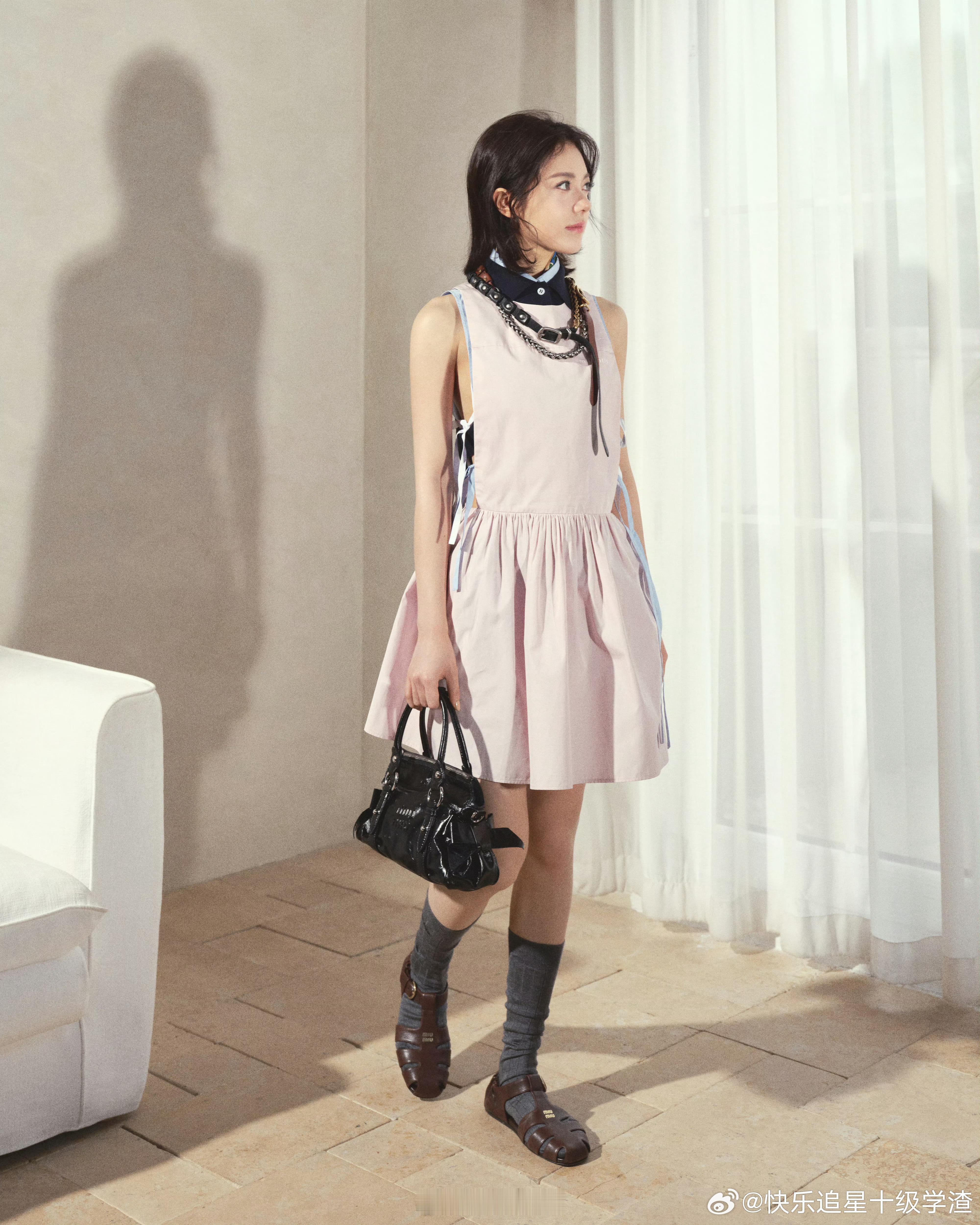 miumiu卖包女孩又来了刘浩存、赵今麦、李庚希 
