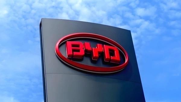 1月2日晚间，特斯拉发布2025年第四季度新车交付数据。数据显示，该品牌在全球电