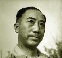 1941年一天深夜，戴笠把他的秘书周志英抱到了床上，两人一番激情过后，周志英依偎