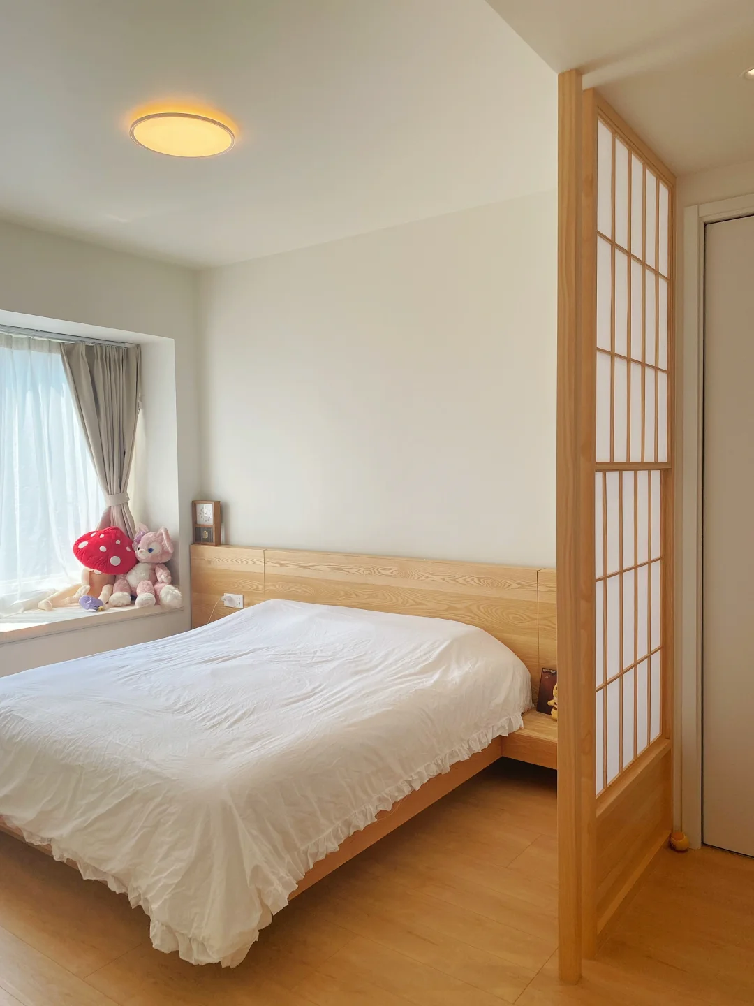怎样解决厕所正对着床⁉️用“雪见窗”做隔断🏠