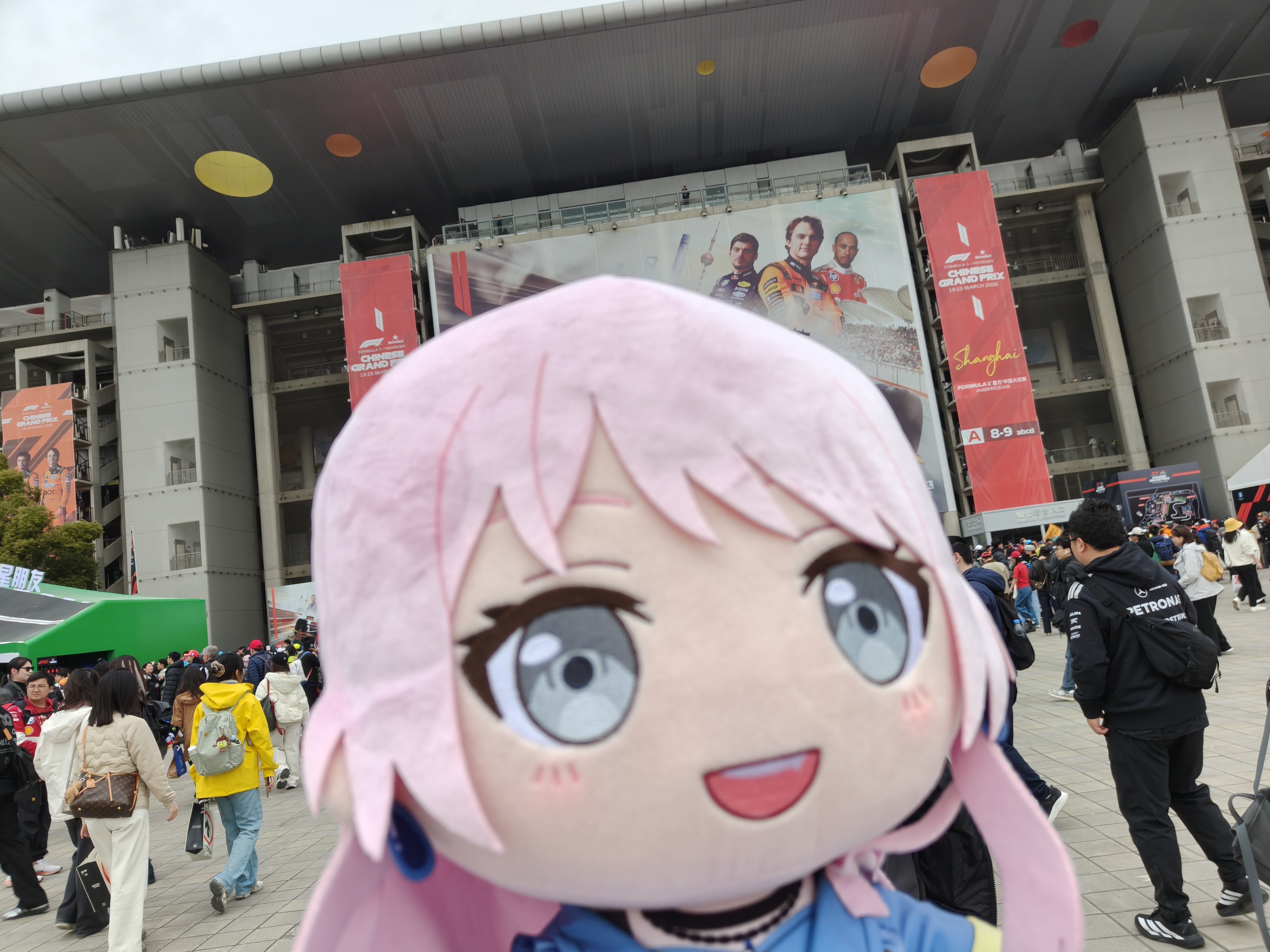 总结一下: 天气是忽热忽冷的，尤其是赛程后半段降温比较猛梅奔日常超模，我知道肯定