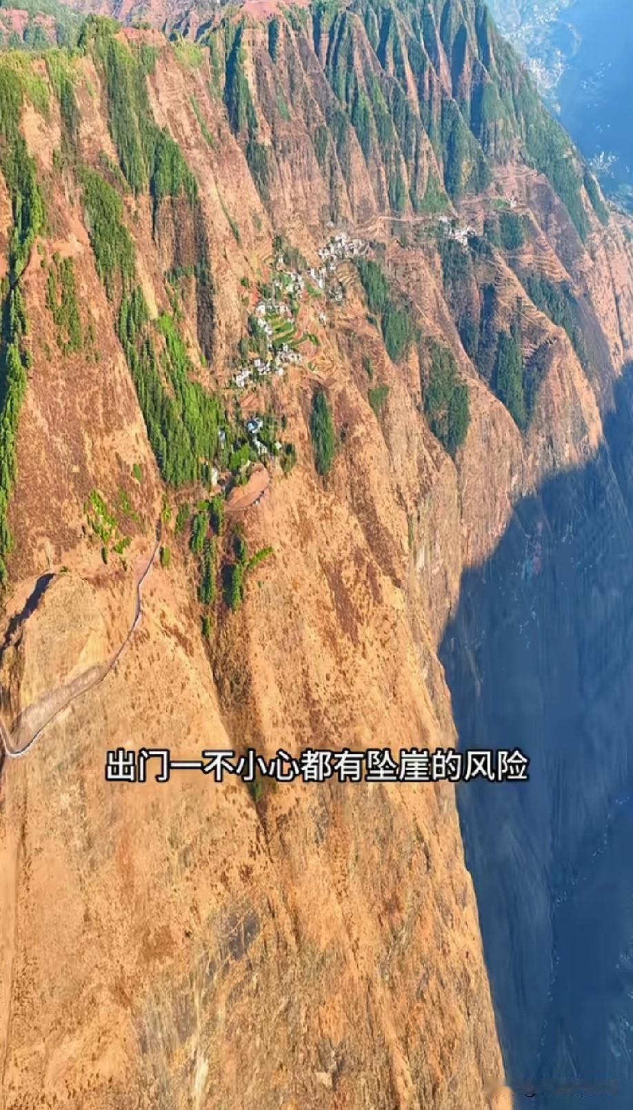这是让战火吓破胆了？