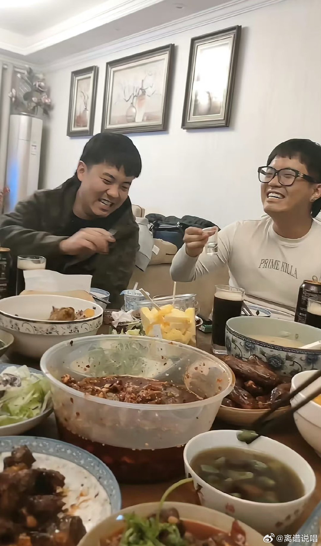 亲哥俩！连麻和隼家庭聚餐！你能认出他们谁是谁吗？连麻隼