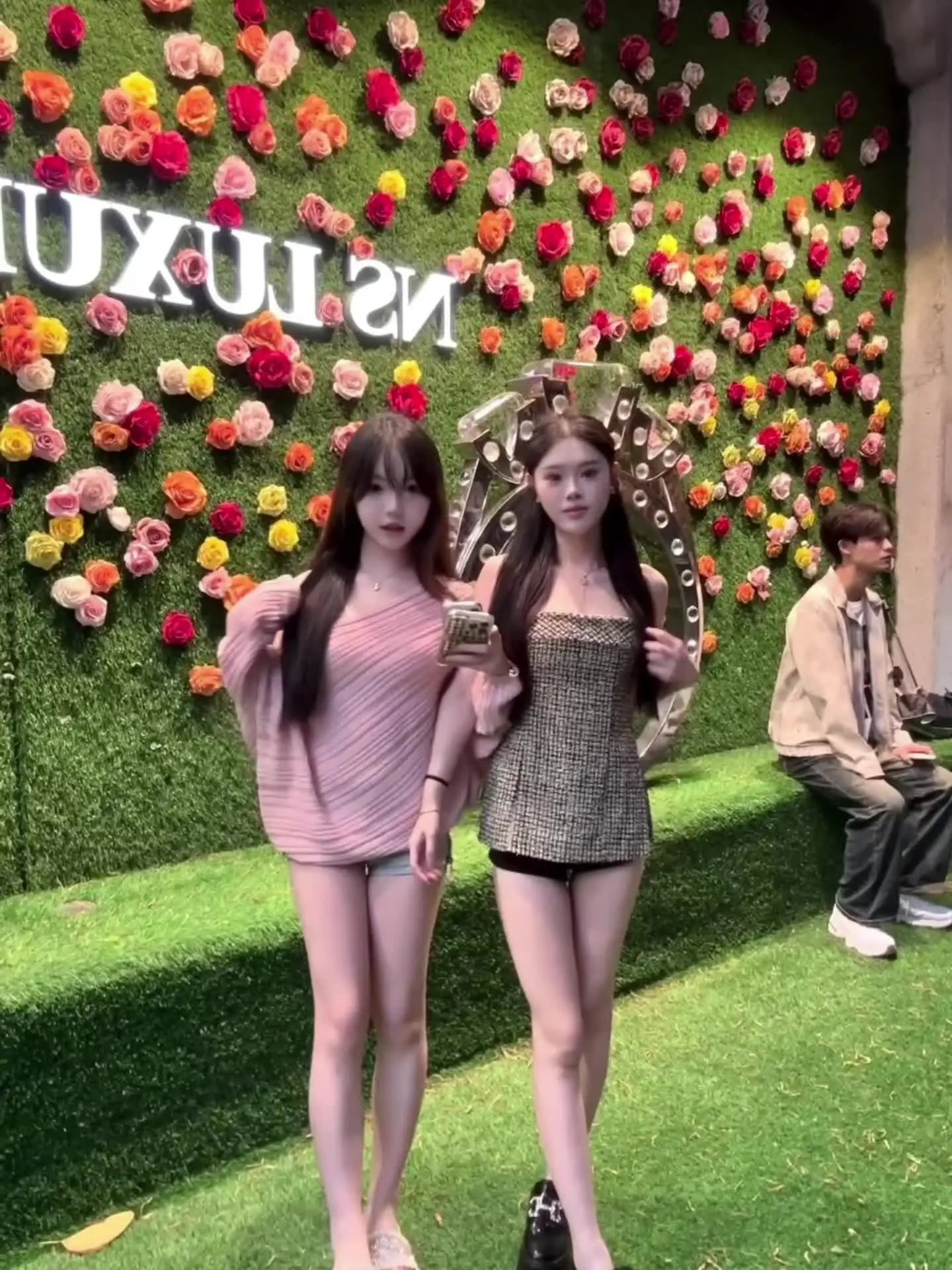 猜猜谁是妈妈谁是女儿