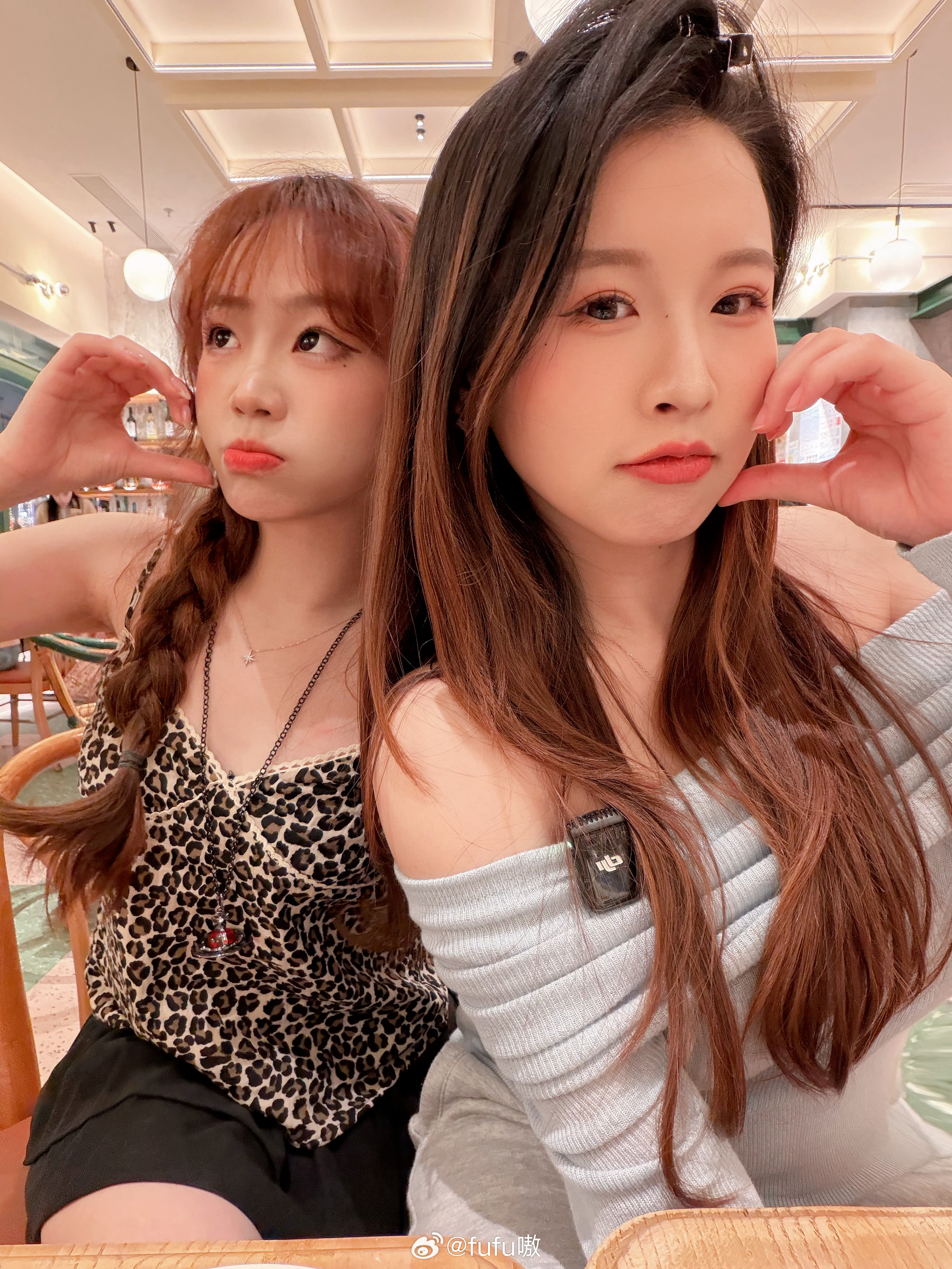 好消息 fufu复出了坏消息 wifi认母了….一直爆哭 直到我回家抱在手上才安