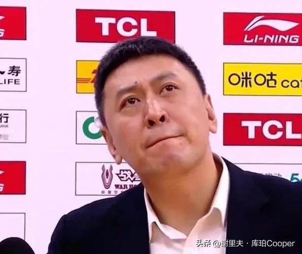王世龙玩大了，弃用盖利，浙江的命门被刘鹏抓住，接下来两客场很凶险，上海会更坚决上