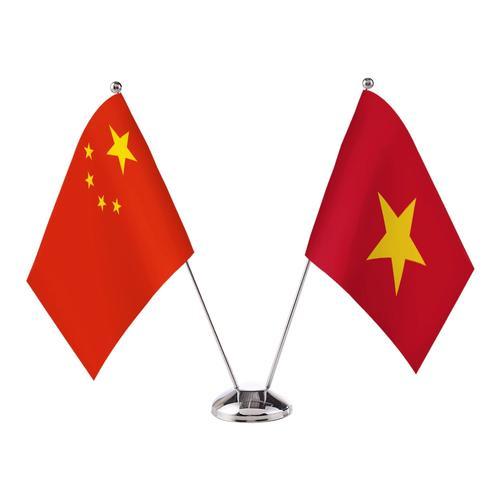 一心想冲击“世界工厂”的越南，近来正被电力短缺的难题缠得焦头烂额，工厂停工成了常