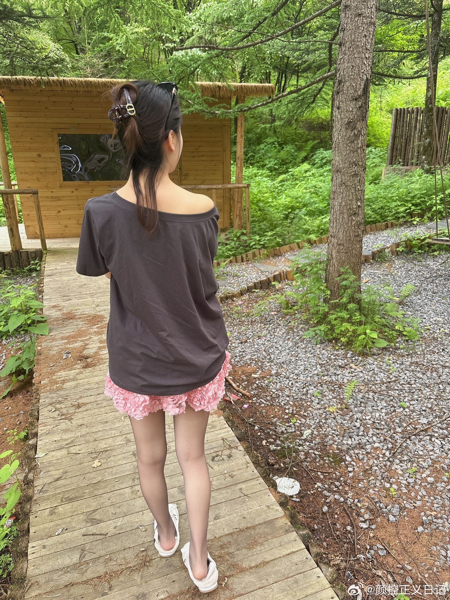 玉足专题 村花 