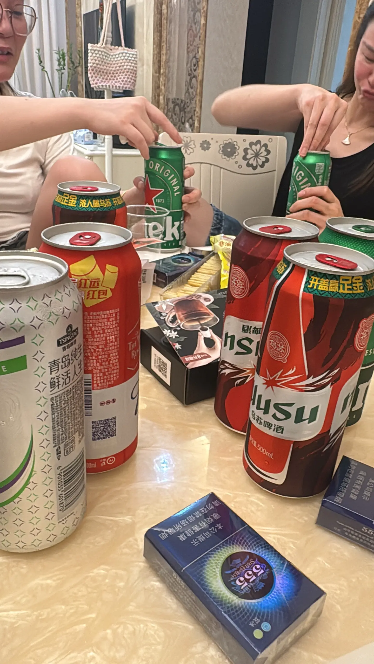 有点上头 一起哈啤 酒蒙子的日常 酒是个好东西