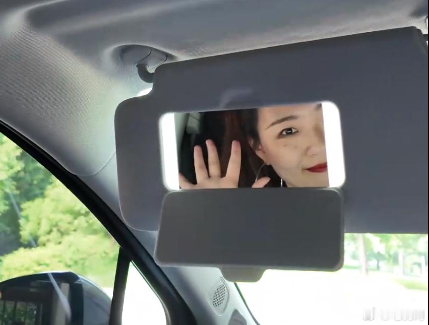 试驾了一下海狮 05 EV，感觉这车除了智能化方面，其他细节处对女性用户也挺友好
