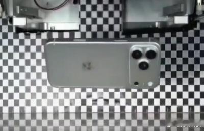 【iPhone18 Pro 遭泄密】近日，苹果印度代工厂塔塔电子遭黑客入侵，超 