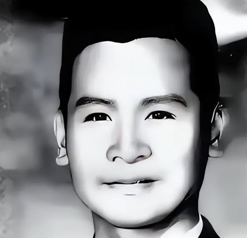 1951年，特务招供时透露，南京雨花台埋着一位被活埋的大人物，挖开的那一刻所有人