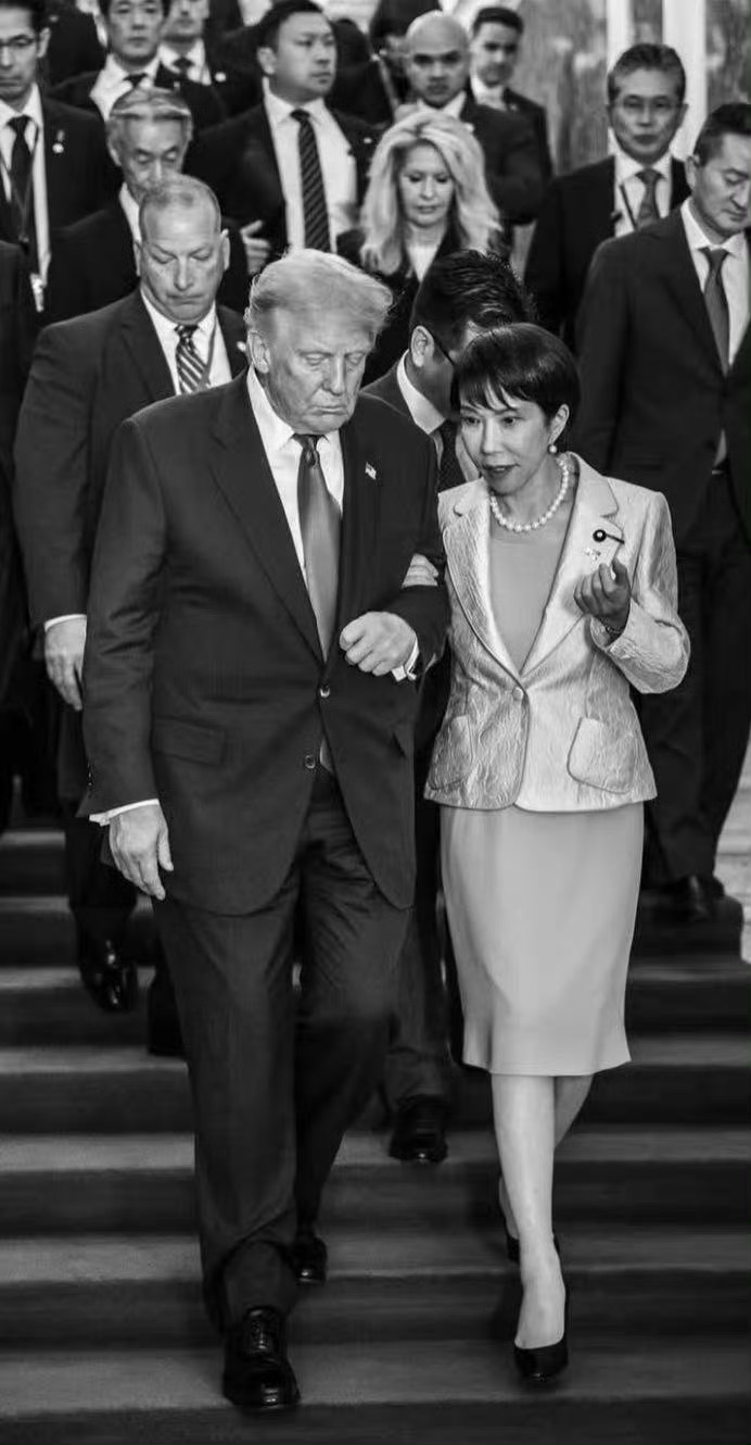 说你俩到底什么关系？ ​​​