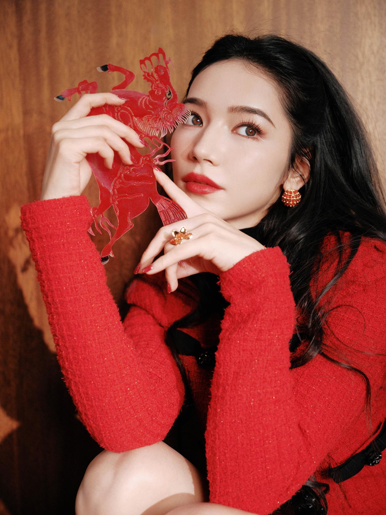 新鲜的代斯[飞吻]
代斯