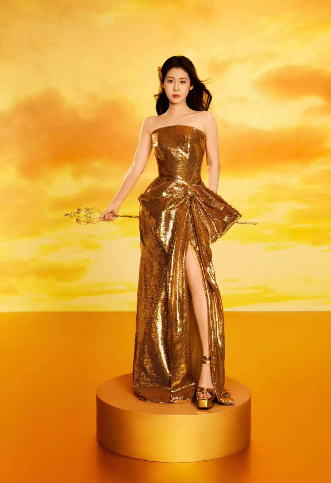 张碧晨带病飙高音 天呐哟！张碧晨带病飙高音还稳得出神，和周震南再度携手《马》，装