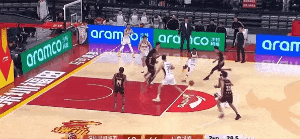 太业余！迪亚洛这球怎么能吹进攻犯规？
在今天CBA常规赛山西对阵深圳的第二节比赛