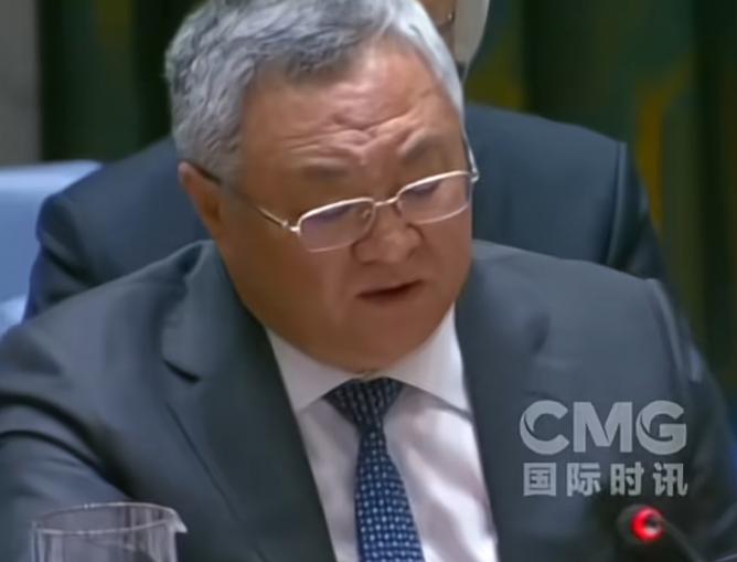 4月27日纽约联合国总部，安理会就霍尔木兹海峡局势开会，傅聪当场两句话，直接把美