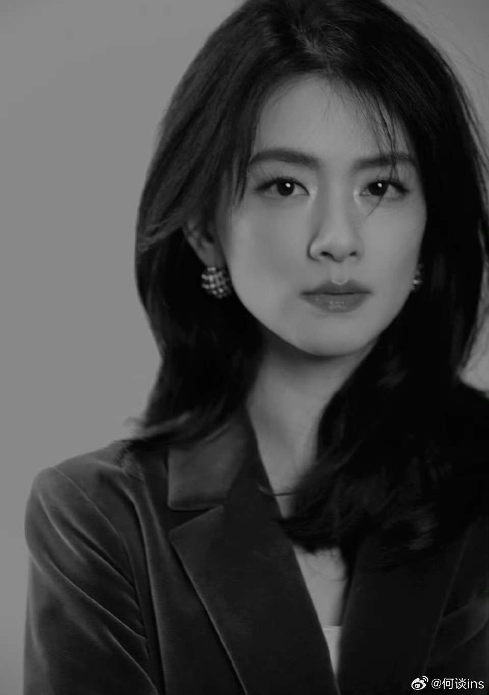 陈昊宇官宣将出演话剧《初步举证》泰莎 