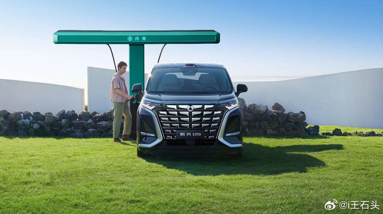 腾势D9之前三年在MPV市场卖得确实猛，销量、保值率、满意度都拿过第一。

现在