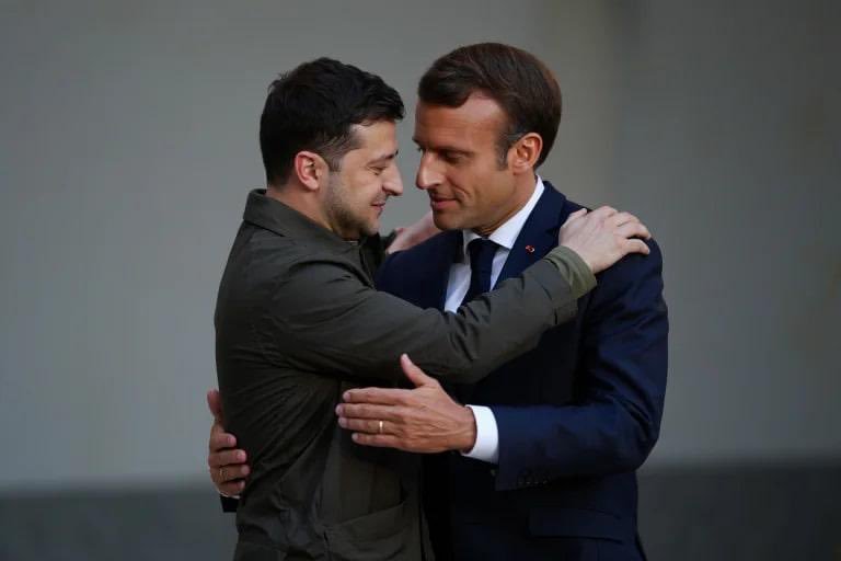 马克龙在一份泄露的通话中警告称，特朗普很可能“出卖乌克兰”——《明镜周刊》报道法