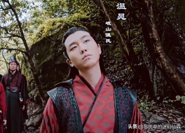 其实他演温晁的时候就已经火了！我们记住了温主任，虽然是反派，但是不让人讨厌。
