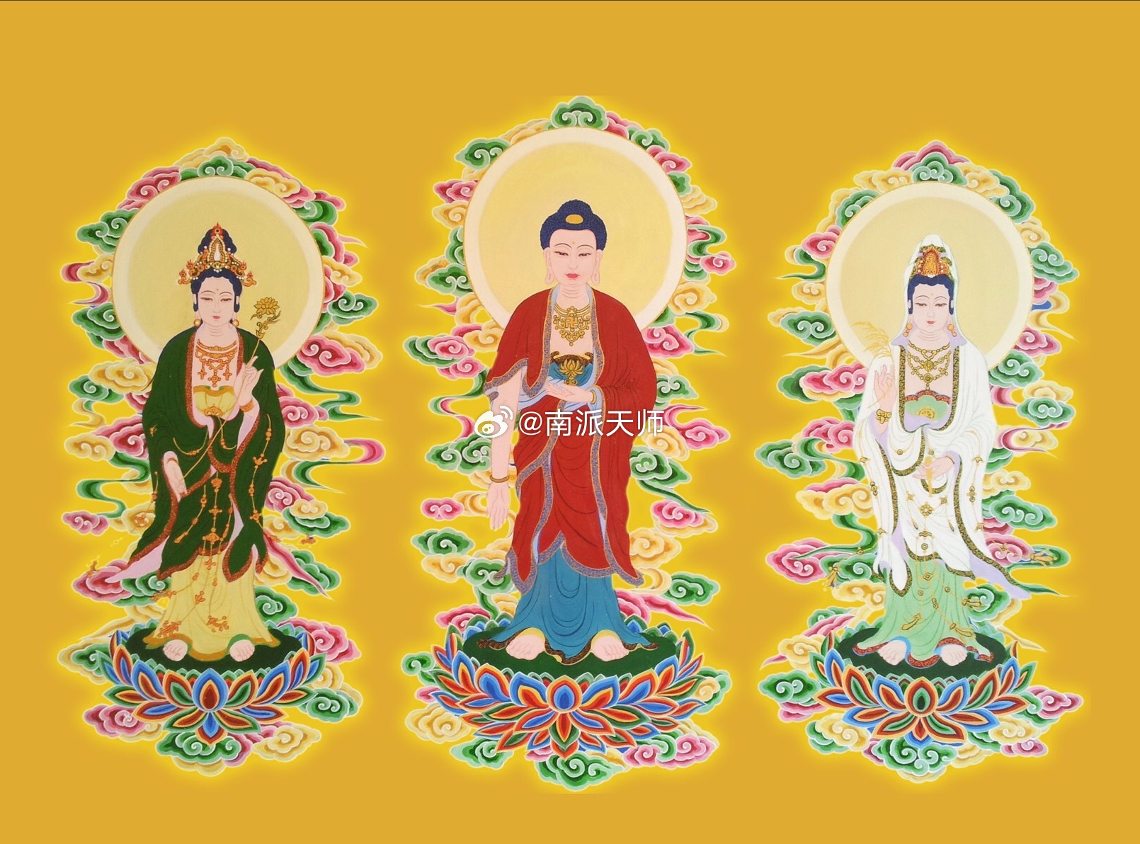 晨起礼佛，三圣佛保佑诸位有缘人，​​​​小人远离，万事兴隆🙏 ​​​