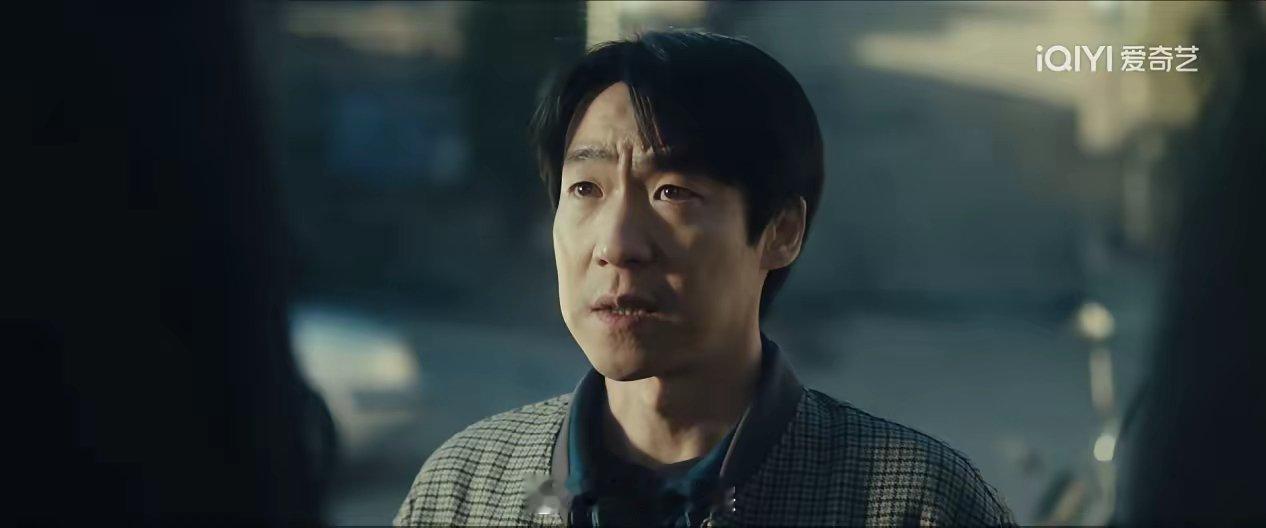 这部《风中的火焰》有一个非常大胆的操作，那就是让演惯了反派的吴晓亮，来这部电视剧