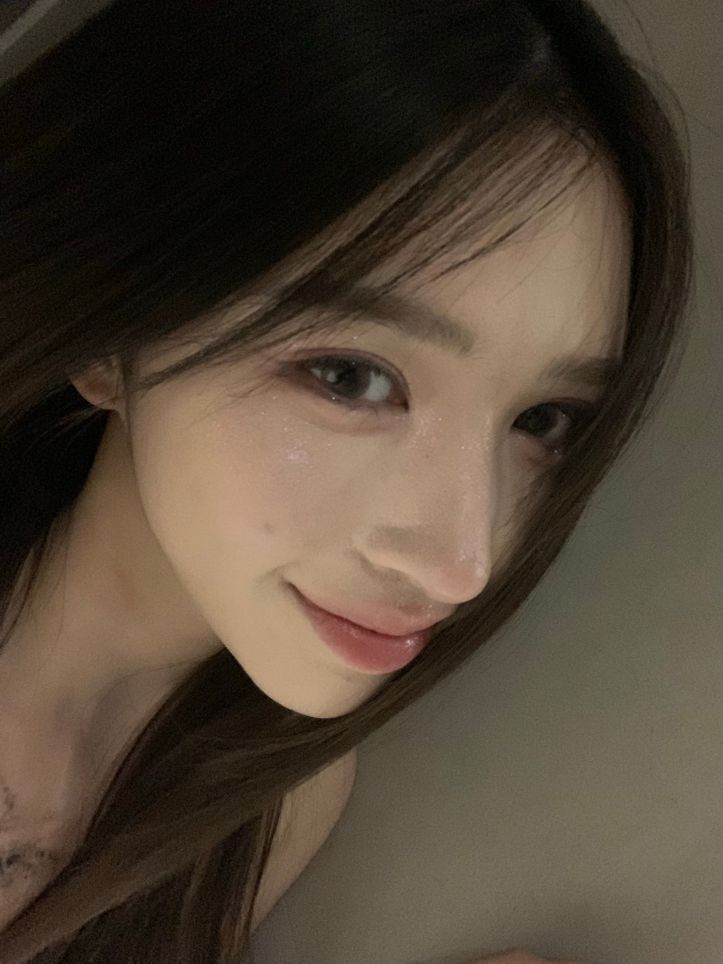 卸妆前臭美了一万张 ​​​