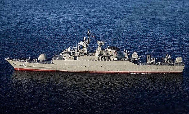 伊朗护卫舰进入红海，比如这里云集了以美国艾森豪威尔号航母为首的强大舰队，它怎么就