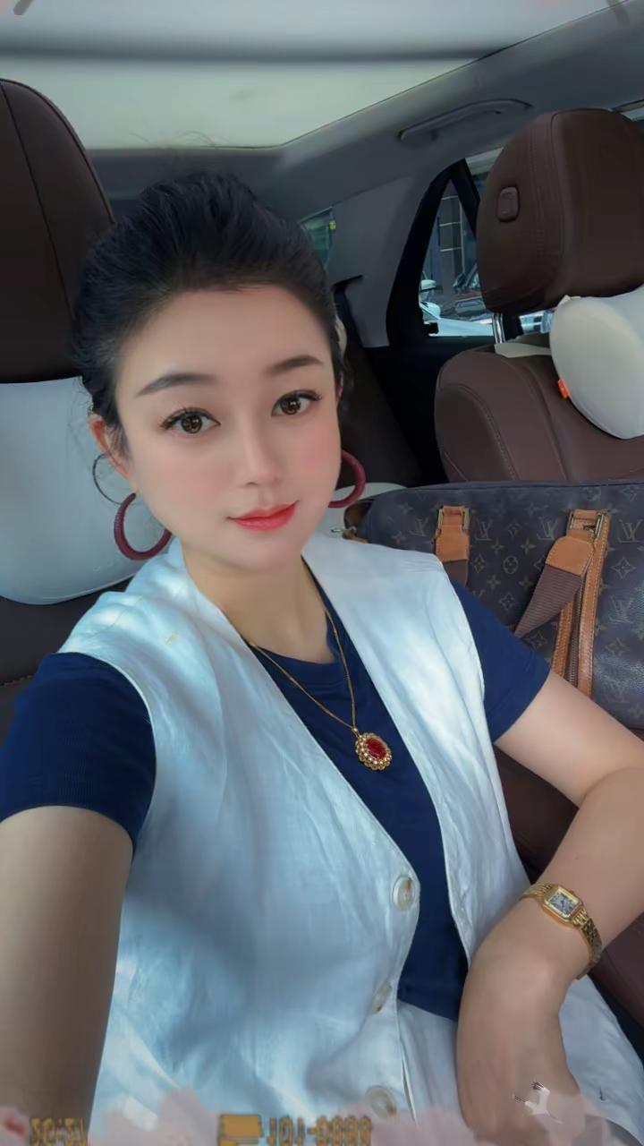 如果年有幸跟你成为夫妻 我将想用我一生的爱来照顾你！