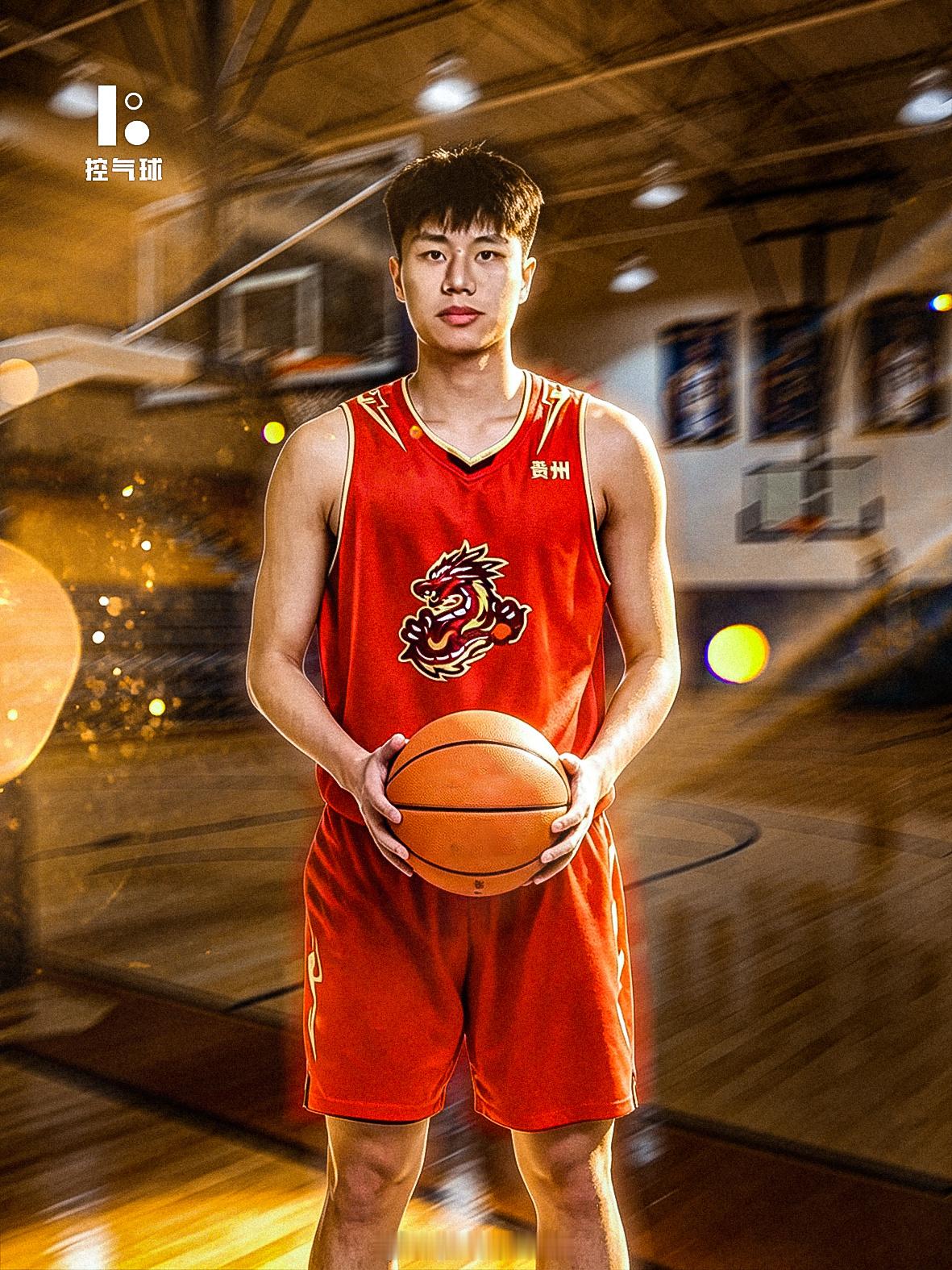 昔日华大三分神射手，郑晓钢告别福建浔兴，加入新军贵州猛龙冲击 NBL 联赛！福建