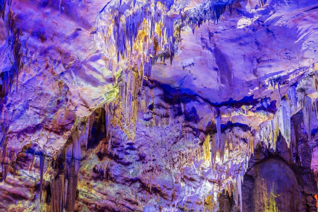 贵州毕节织金洞。贵州毕节织金洞旅行摄影的诗意瞬间 原创自然风光摄影 视觉冲击自然