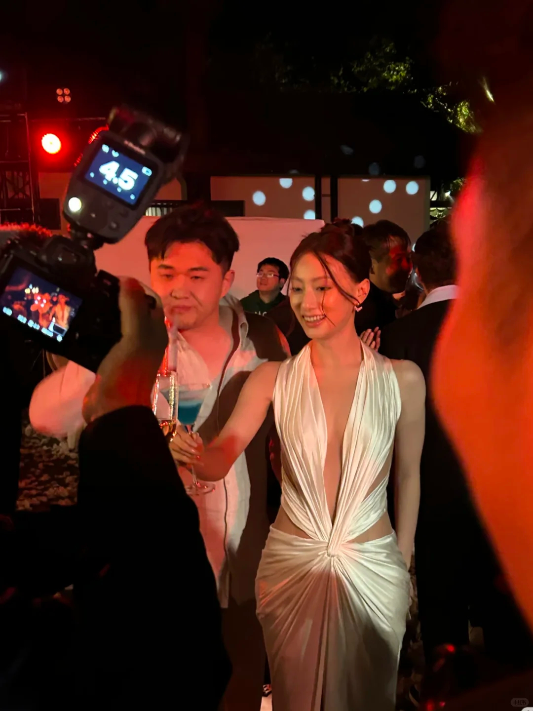 张百乔小雪疑似离婚今年好多博主都分手离婚了，确实是好久没看到两人同框了据说商业关