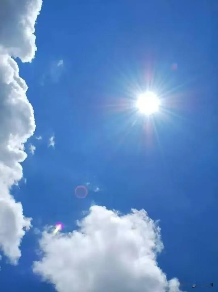 吉林省高温预警已拉响！明天长春将迎来33℃高温，白城更是直逼37℃大关。东北的夏