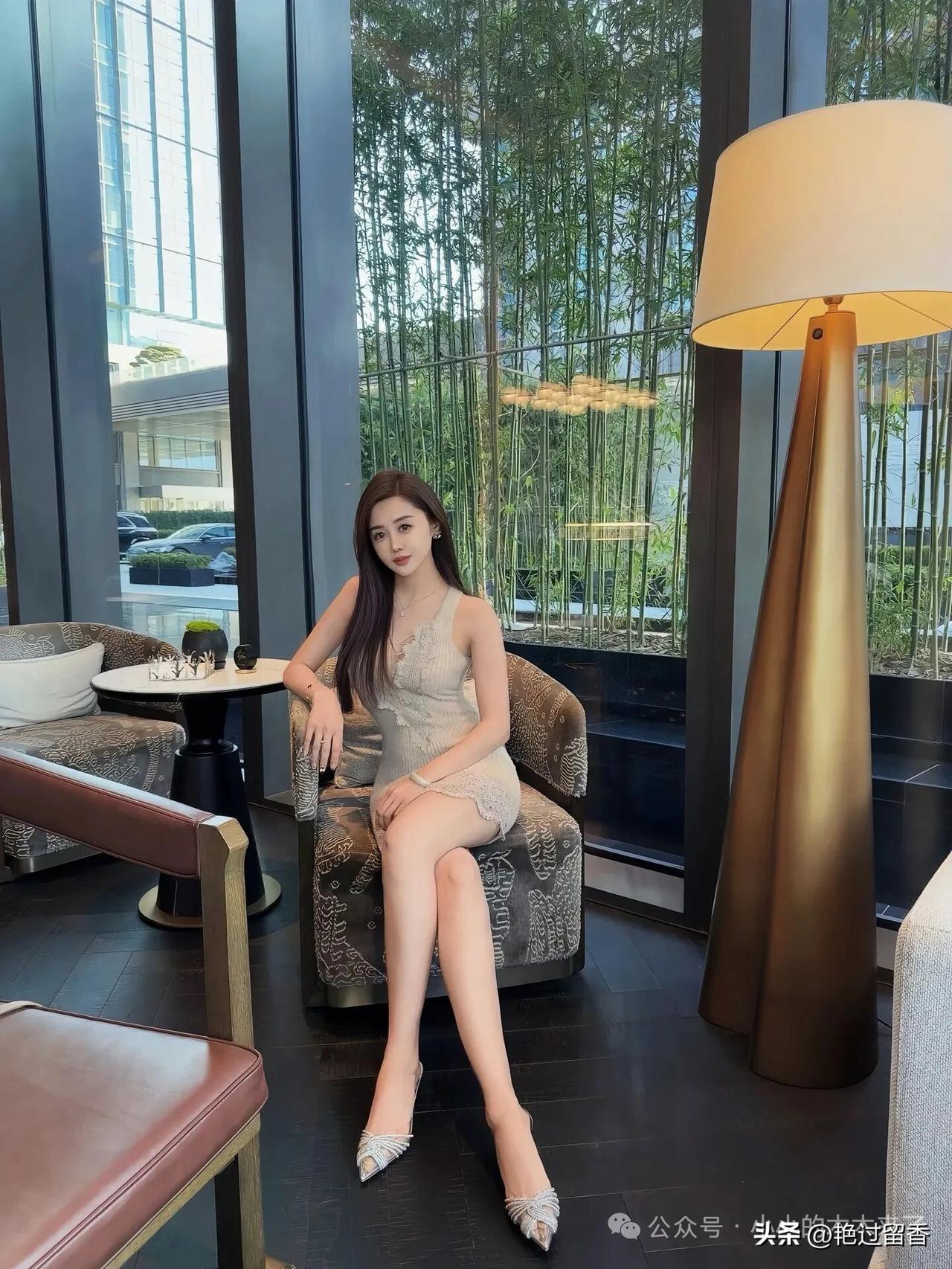 优雅气质，竹林中的时尚咖啡馆！