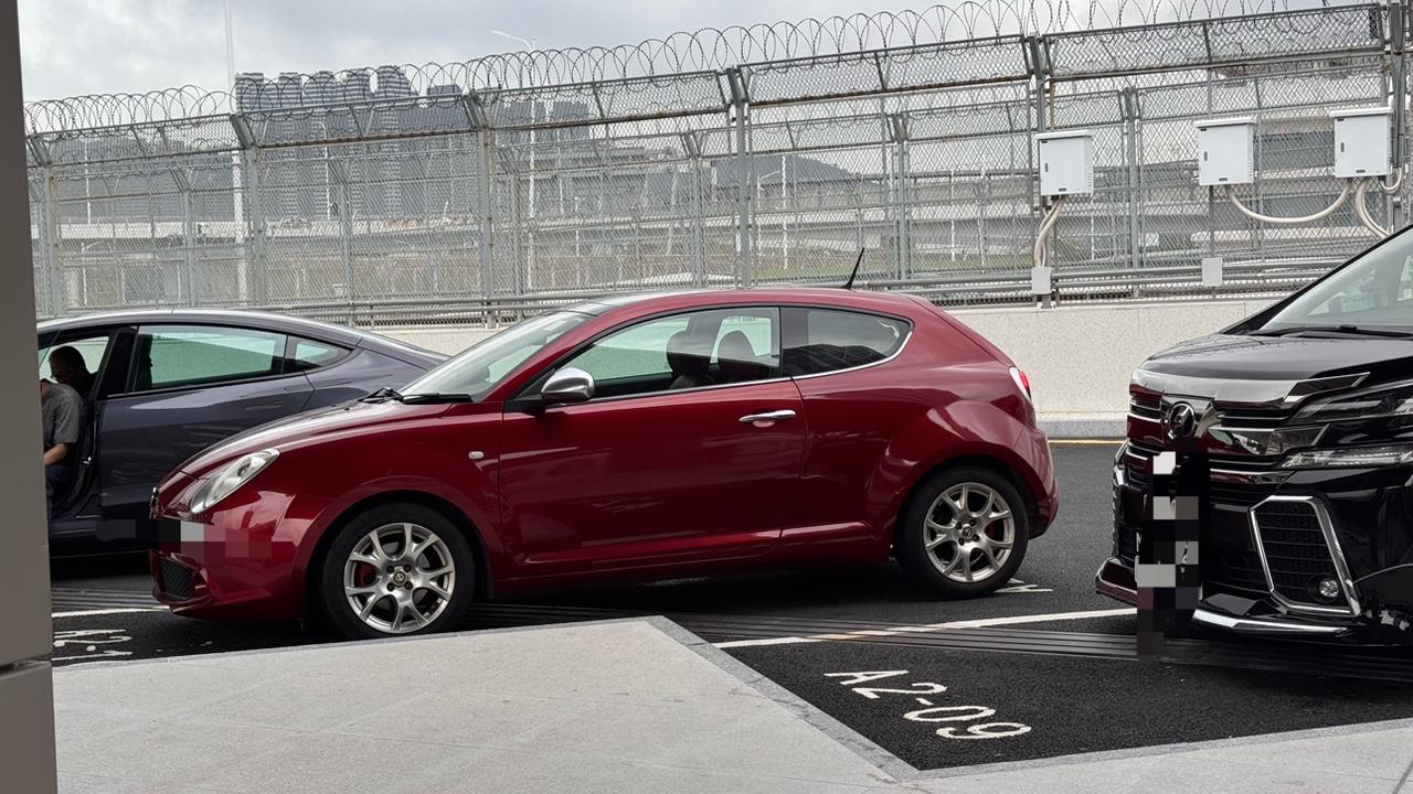 今日份是Mito一年一度的验车日
提前一周以上预约时间，准点排队入场
丝滑递交资