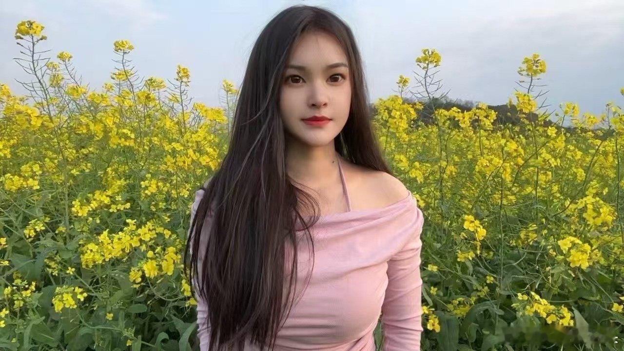 各位朋友们早上好，我看看有多少人在线，在线的点赞，支持莎莎的评论888我看看有多
