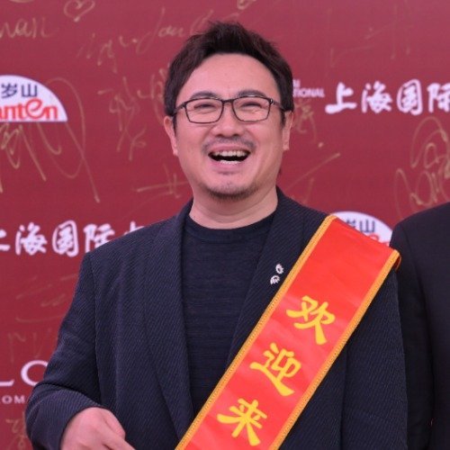 沈腾红毯没憋住笑哈哈哈哈小沈头闯祸闯到红毯上啦哈哈哈 