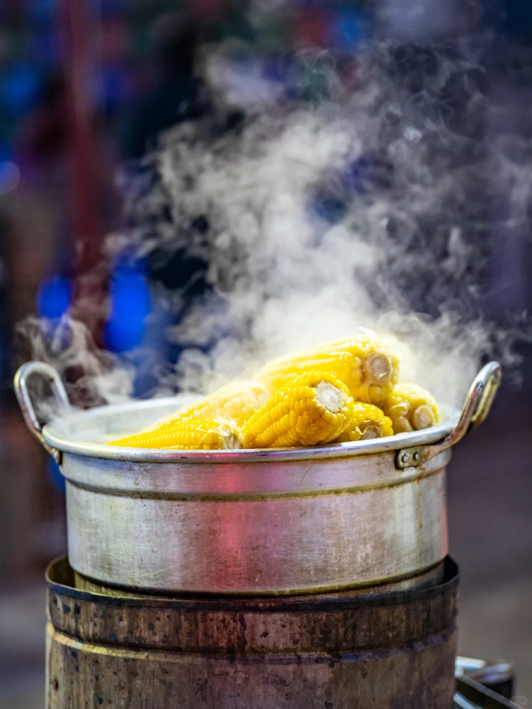 每个人都在用心生活 村上春树说:当你用认真有趣的态度，对待生活里那些看似无趣的小