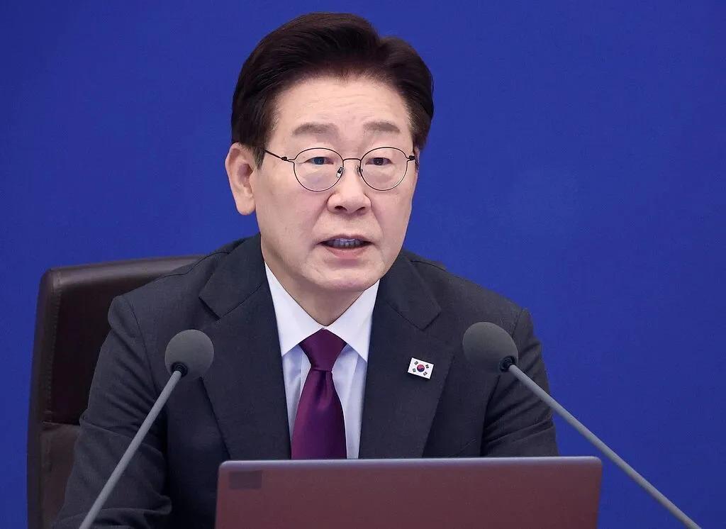 谎话，胡话，5套能说出944套，这就是韩国媒体的正常话术。
韩国首尔经济TV电视